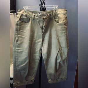 Levi cropped denim in tan, size 14